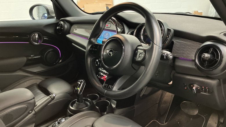 MINI Hatchback 1.5 Cooper Exclusive 5dr Auto Petrol Hatchback